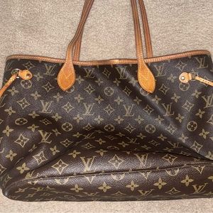 Very used large tote